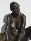 femme reposé faciale, bronze patiné 40x31 (détail)